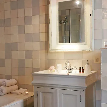 Hoeve Welgelegen Bed & Breakfast 4*